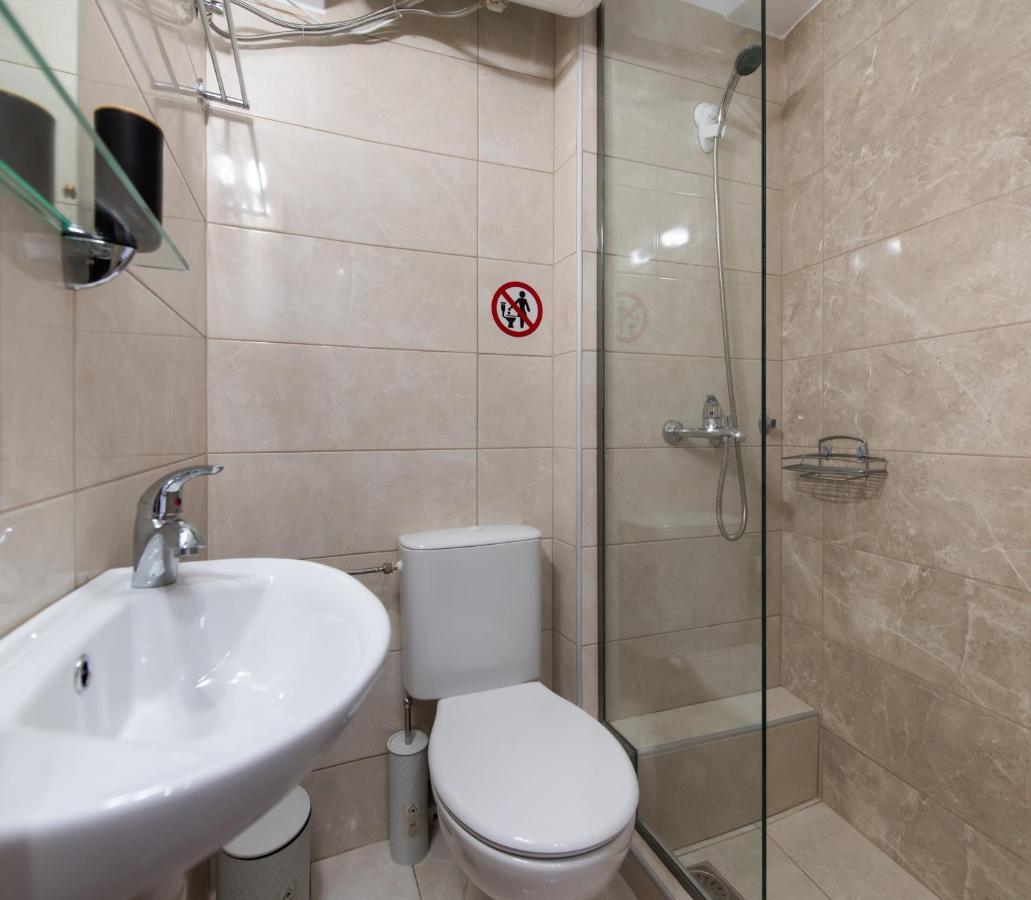 Angelica'S And Irene'S Design Apartments Swimming Pool Nikiana Esterno foto